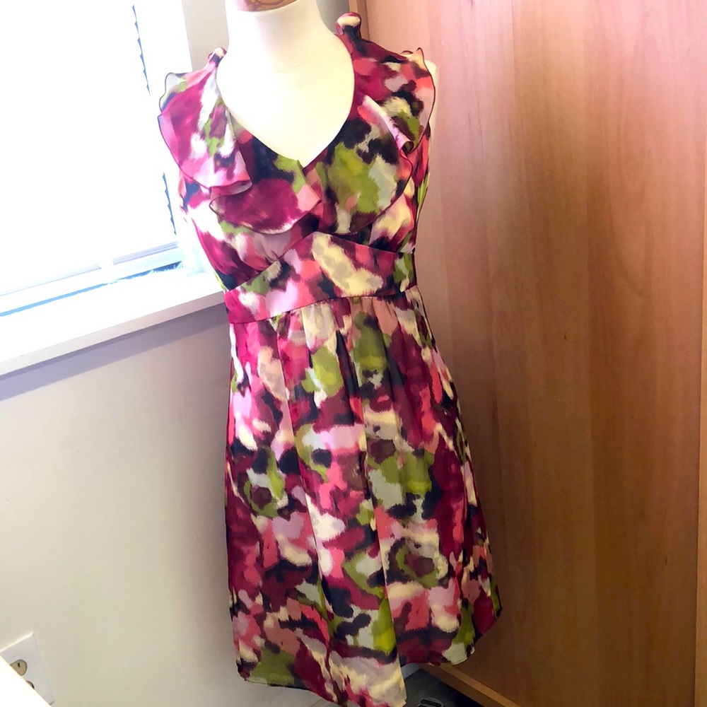 Lovely summer dress!
